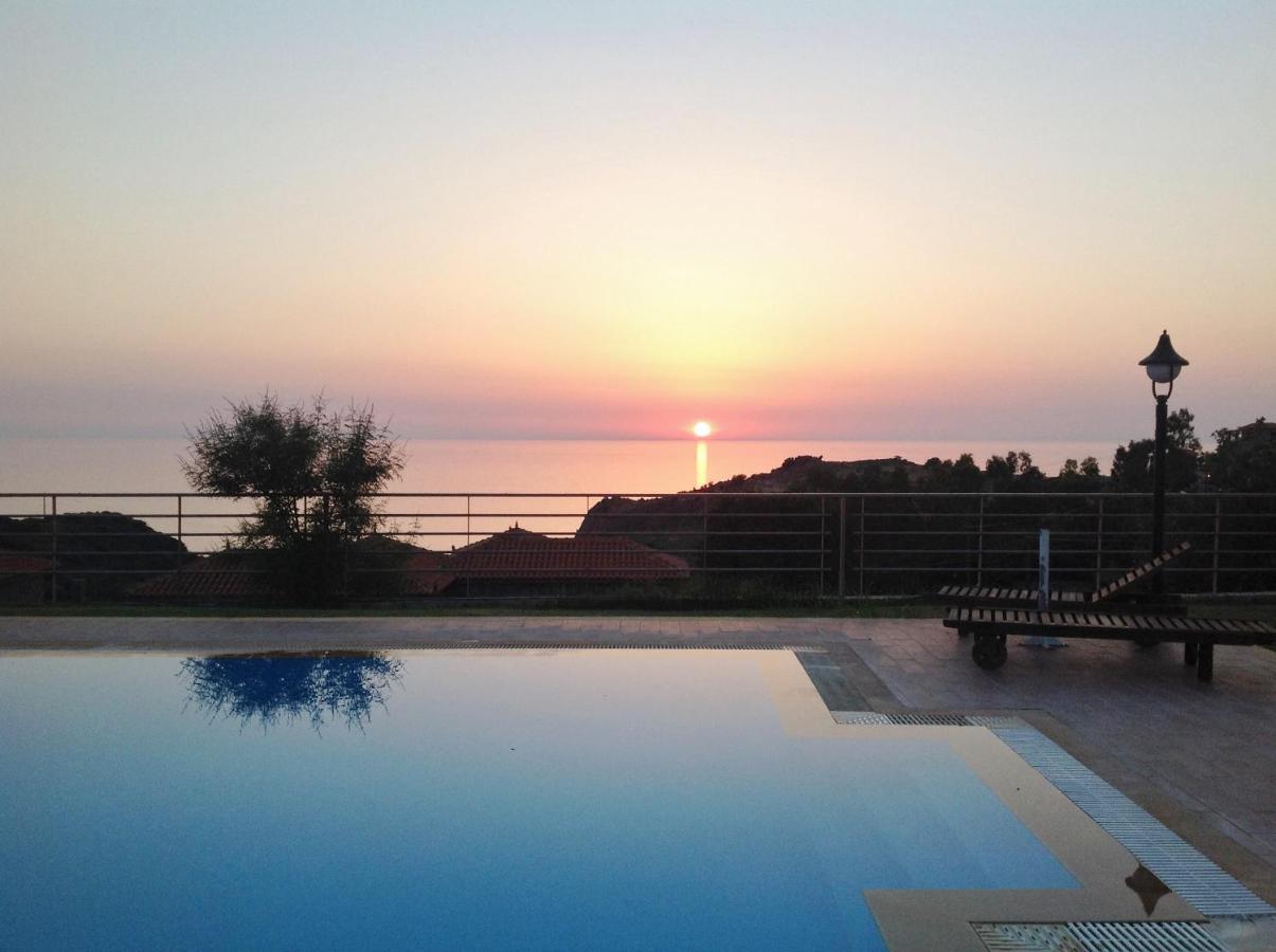 Molivos Sunset Apartments Mithymna Room photo